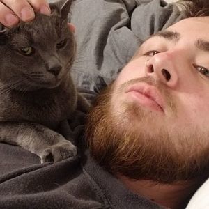 Meet your Posher, Holden